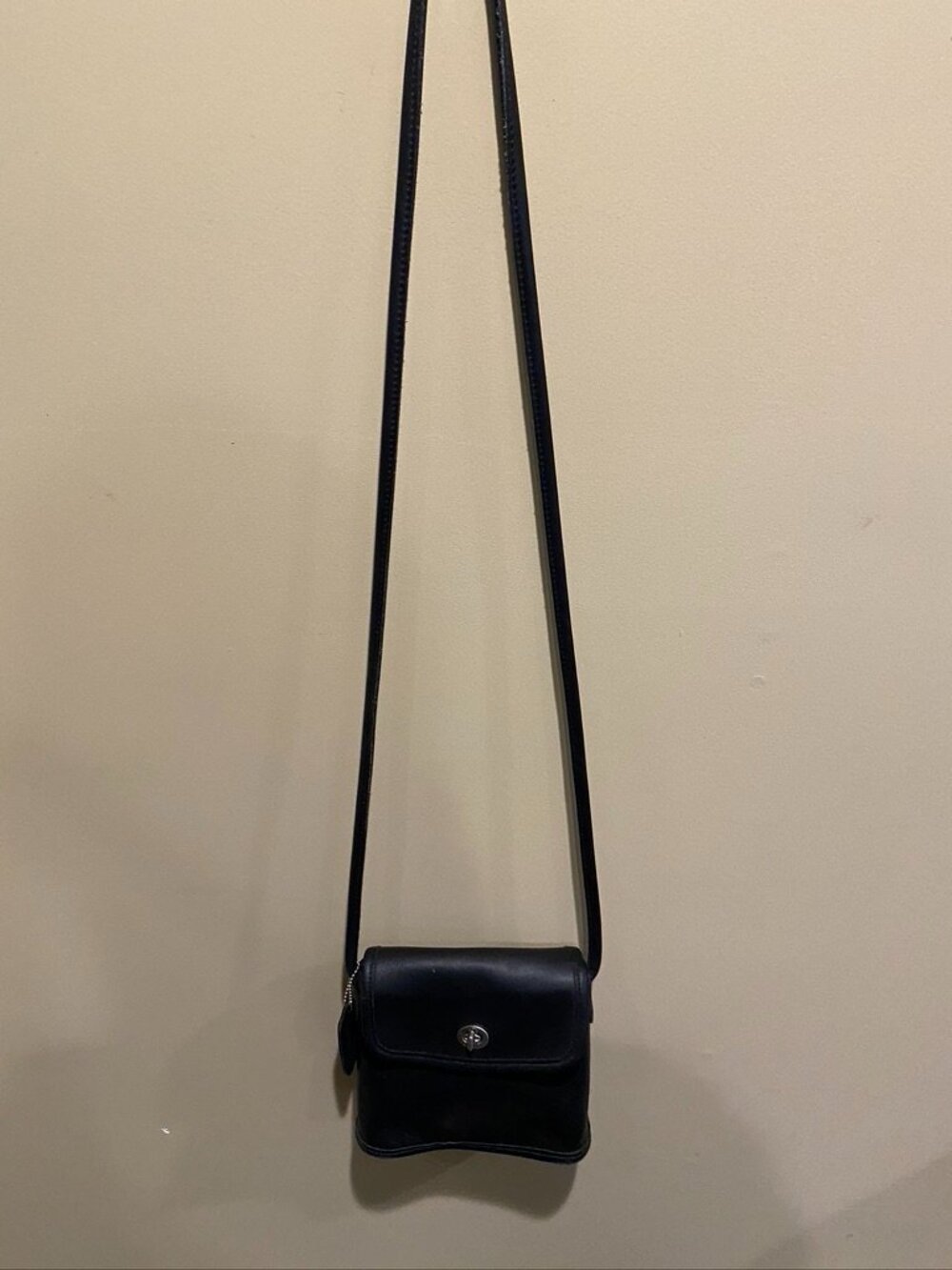Coach Crossbody Bag - Picture 4 of 5